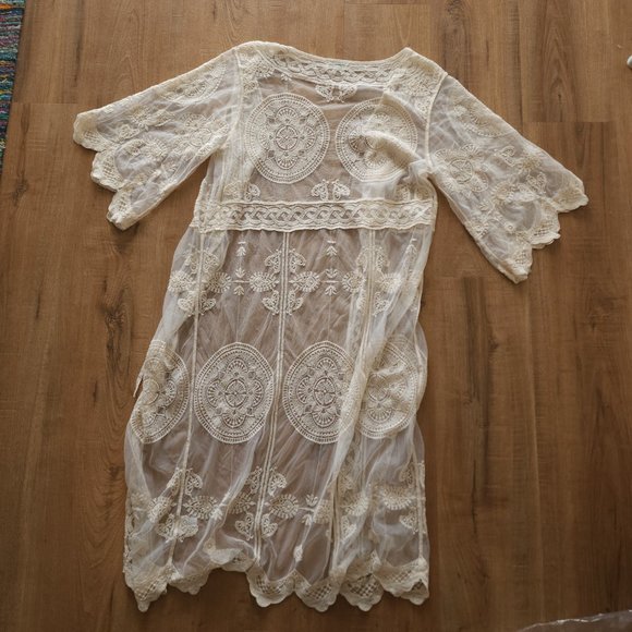 Rebellion mesh lace cream boho robe - Picture 9 of 10